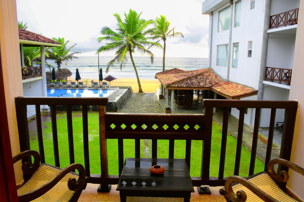 Ranmal Beach Hotel Hikkaduwa Exteriör bild