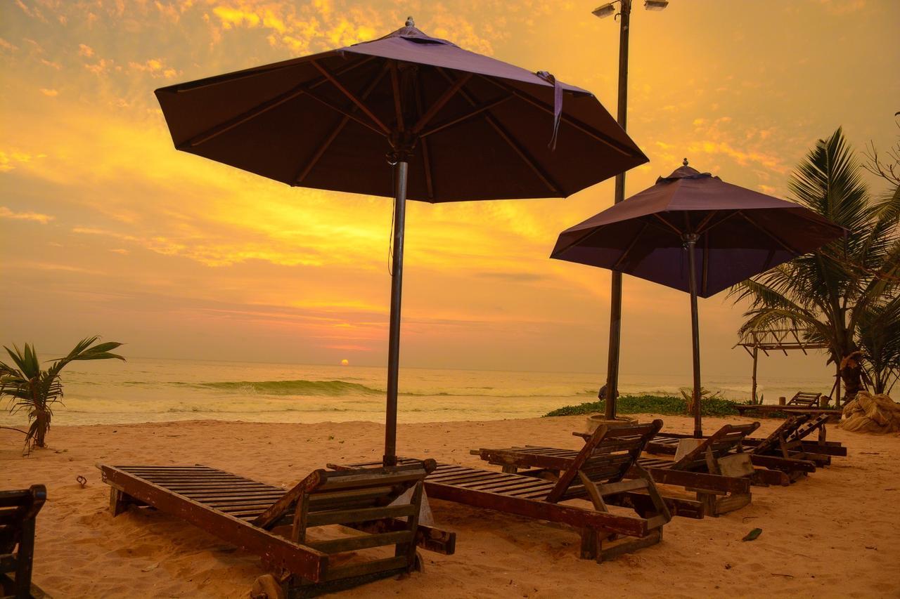 Ranmal Beach Hotel Hikkaduwa Exteriör bild