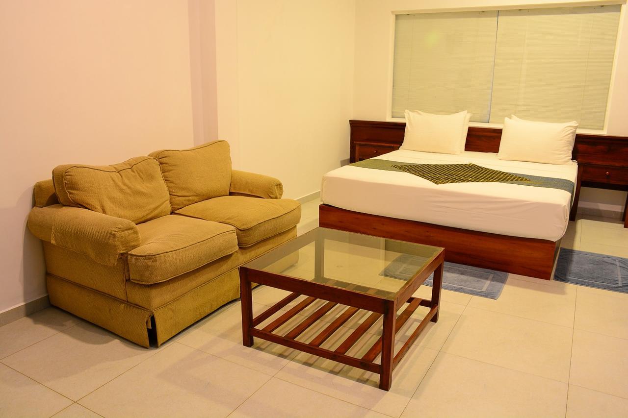 Ranmal Beach Hotel Hikkaduwa Exteriör bild