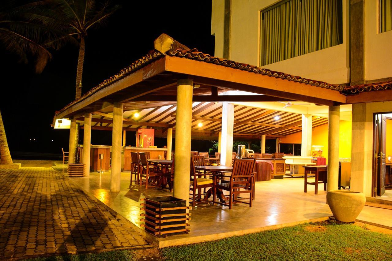 Ranmal Beach Hotel Hikkaduwa Exteriör bild