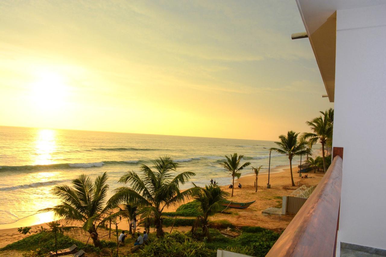 Ranmal Beach Hotel Hikkaduwa Exteriör bild