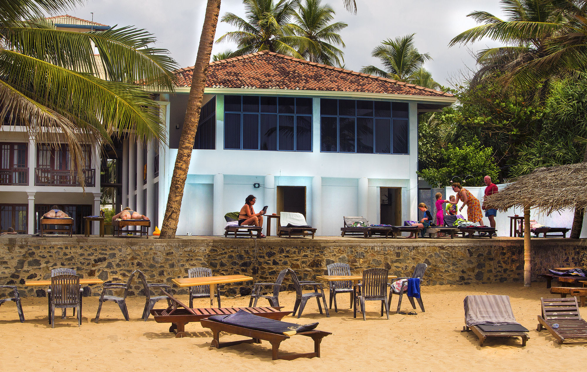 Ranmal Beach Hotel Hikkaduwa Exteriör bild